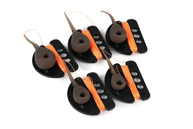 Captive Back Weights Fox