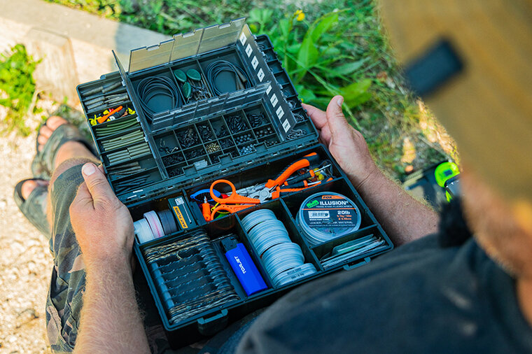 Medium Tackle Box Loaded Edges Fox